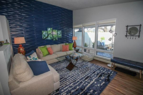 Cobalt Bungalow condo